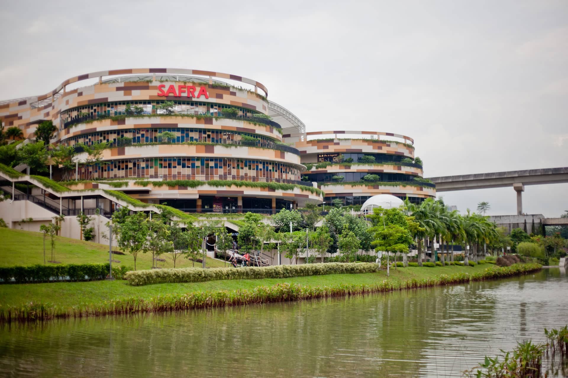 SAFRA Energyone (SAFRA Punggol) SAFRA Energyone (SAFRA Punggol)