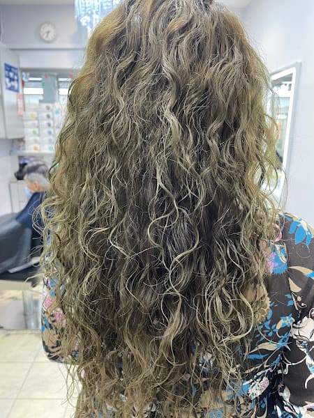Hair Rich Salon - Photo 3 Hair Rich Salon - Photo 3
