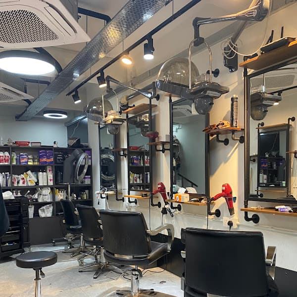 Pop Salon - Photo 1 Pop Salon - Photo 1