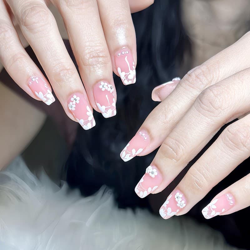 EA Nail - Photo 3 EA Nail - Photo 3