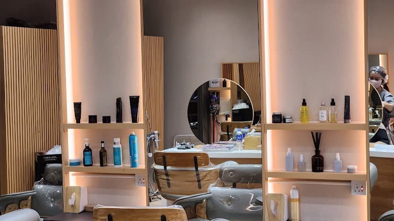 luxury hair clinic - Photo 3 luxury hair clinic - Photo 3