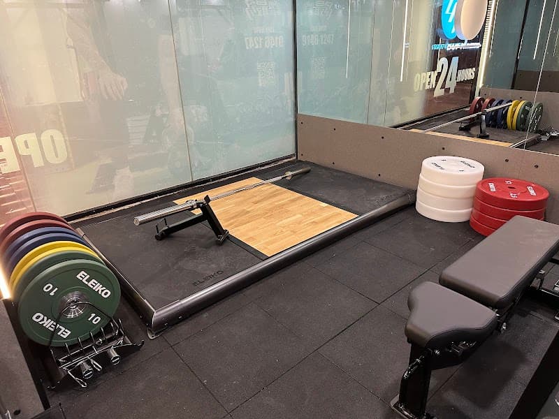 24/7 Fitness Tuen Mun Fourth Branch - Photo 3 24/7 Fitness Tuen Mun Fourth Branch - Photo 3