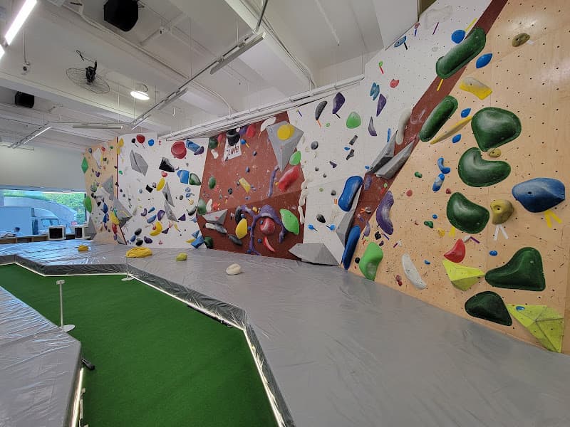 Hong Kong Climbing Park - Photo 2 Hong Kong Climbing Park - Photo 2