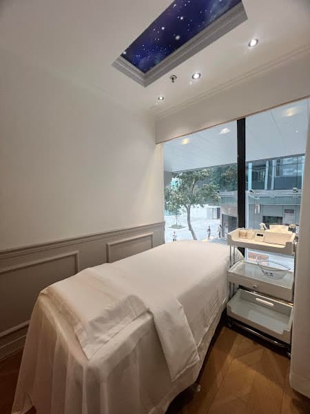鏮溢綜合治療中心 Healthwell Clinic Centre - 觀塘 - Photo 3 鏮溢綜合治療中心 Healthwell Clinic Centre - 觀塘 - Photo 3