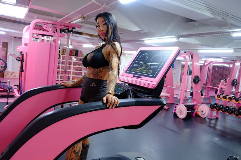 Dragon 🐉 GirL Fitness - Photo 3 Dragon 🐉 GirL Fitness - Photo 3