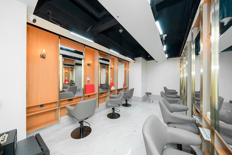 Color Me 單色染髮專門店 - Photo 2 Color Me 單色染髮專門店 - Photo 2