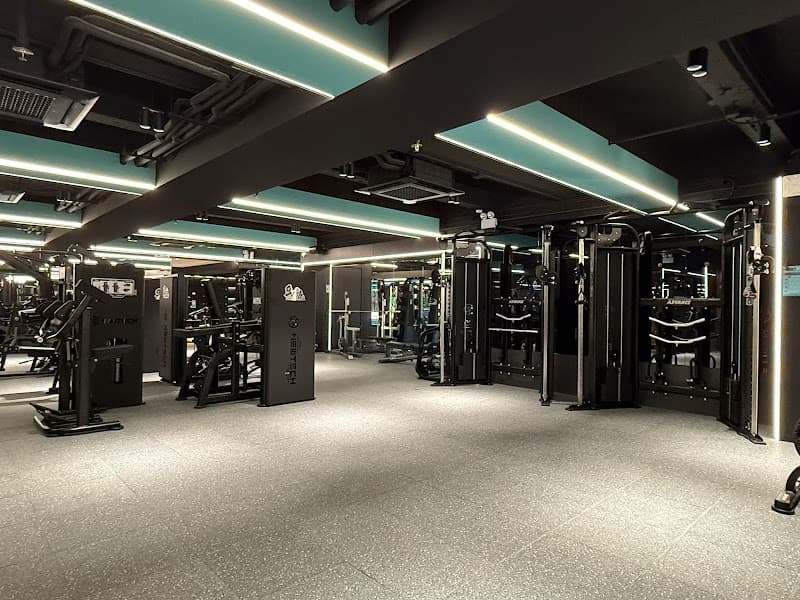 24/7 Fitness Causeway Bay - Photo 1 24/7 Fitness Causeway Bay - Photo 1