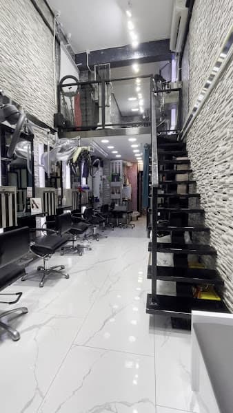 HairNox Salon元朗【剪髮/染髮/直髮/電髮/熱療髮型屋】(近又新街) - Photo 2 HairNox Salon元朗【剪髮/染髮/直髮/電髮/熱療髮型屋】(近又新街) - Photo 2