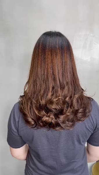 Oliv Hair - Photo 3 Oliv Hair - Photo 3