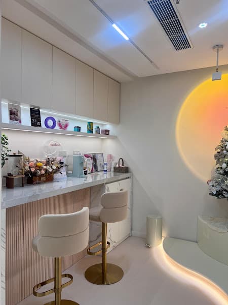 Young+ Wellness Centre 尚醫健康 (荔枝角) - Photo 5 Young+ Wellness Centre 尚醫健康 (荔枝角) - Photo 5