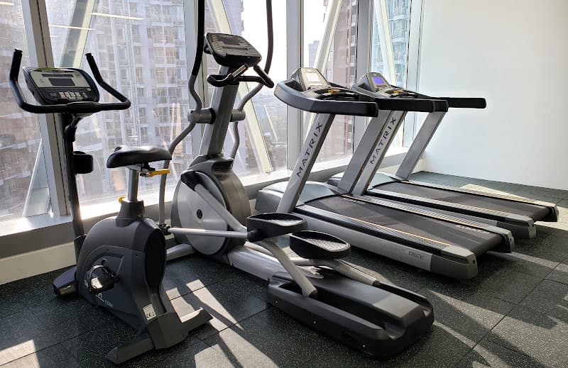 AT24 Fitness 元朗店 AT24 Fitness 元朗店