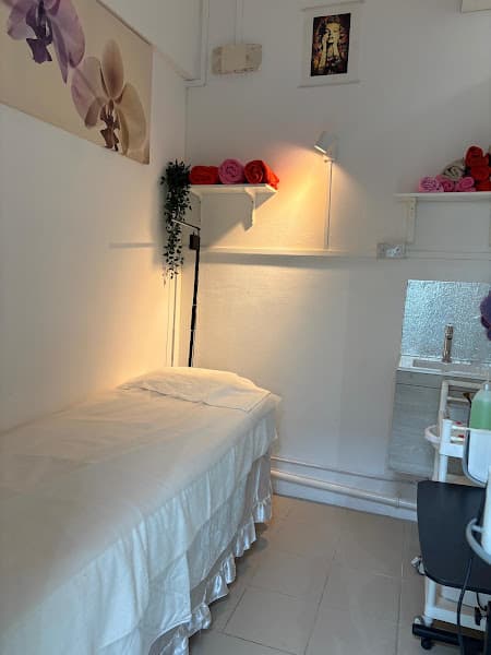Complexion Beauty salon by Vinita - Mandarin Garden - Photo 3 Complexion Beauty salon by Vinita - Mandarin Garden - Photo 3